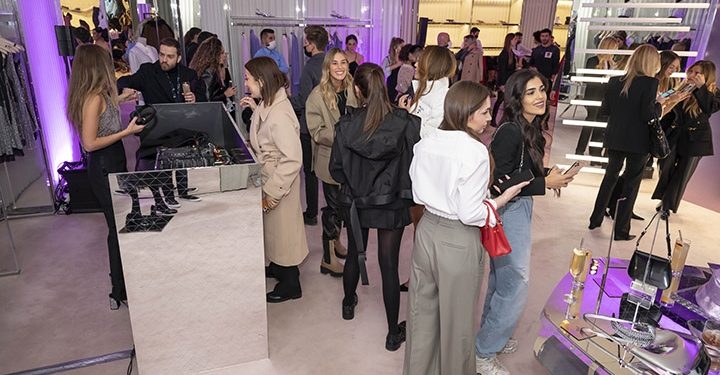 Prada, Holiday 2021 Koleksiyonu’nu kutladı