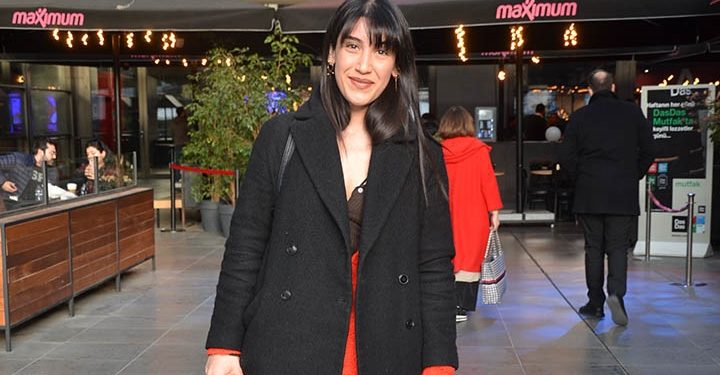 Neslihan Arslan seyircilerin tepkilerinden oldukça memnun