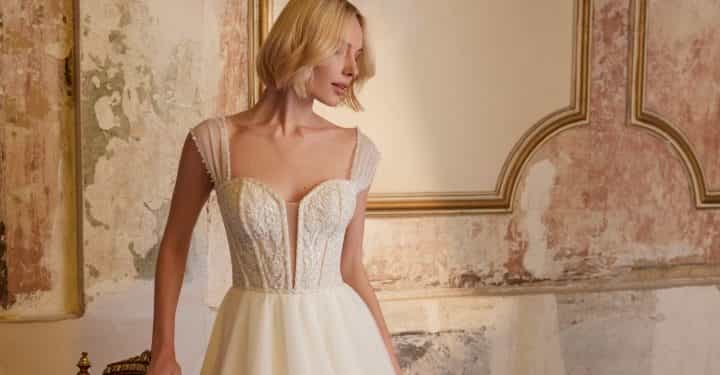 Oleg Cassini, yeni sezon gelinlik modellerini özel bir çekimle tanıttı