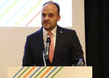 İZODER’in yeni döneminde Emrullah Eruslu başkan seçildi