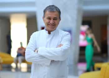 Ünlü Onkolog Tayfun Hancılar yeni kitabını çıkardı