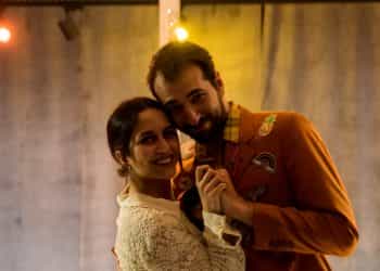 THINK House, kendi prodüksiyonu olan tiyatro oyunlarını seyirciyle buluşturmaya devam ediyor