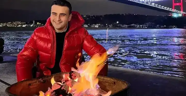 CZN Burak’tan sosyal medyada takipçi rekoru