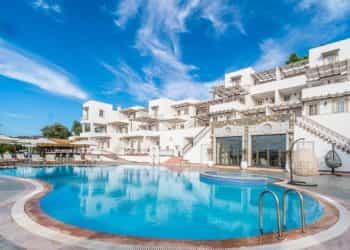 Ege’nin sıcak rüzgarı Elementa Boutique Hotel’de esiyor