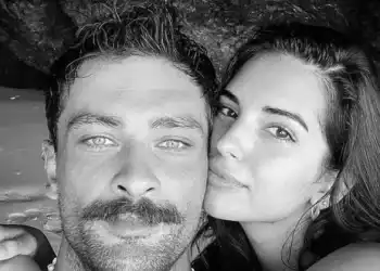 Onur Tuna ve Yasemin Yazıcı’dan aşk dolu poz