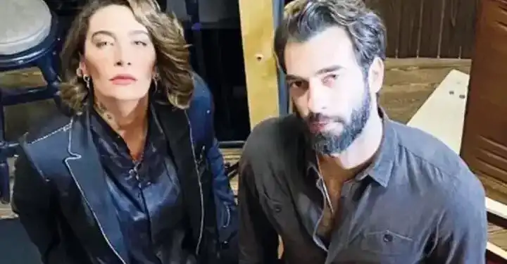 Sıla Gençoğlu, İlker Kaleli, Berfu Yenenler ve Eser Yenenler depremzede çocukların eğitimi için bir arada