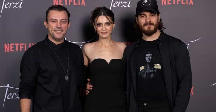Netflix, yeni dizisi Terzi’nin lansmanını ekibin bir araya geldiği bir yemek ile kutladı