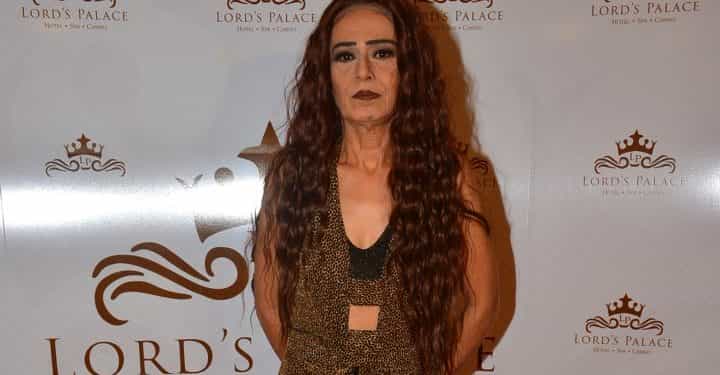 Yıldız Tilbe, yeni imajıyla bayramda Kıbrıslı sevenleriyle bir araya geldi