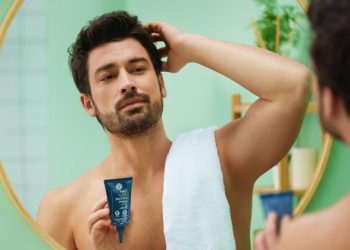 Yves Rocher, Alp Navruz ile çıktığı heyecan verici yolculuğuna devam ediyor