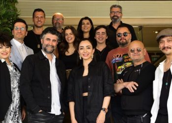 ‘Grabuna’ filminin oyuncuları seti bitirir bitirmez basın toplantısında bir araya geldi