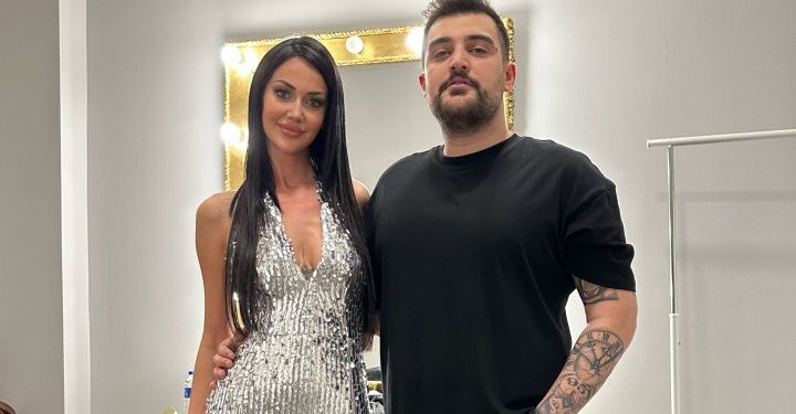 Hera Aslan, Ataşehir Watergarden’daki Muamma Plus’da sahne aldı