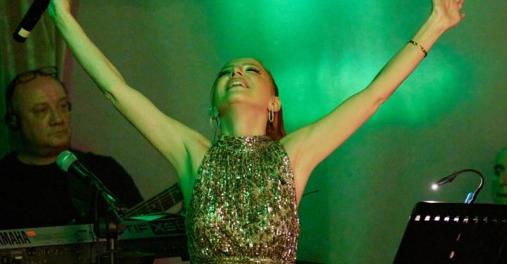 Meyra, uzun bir aradan sonra sahnelere geri döndü