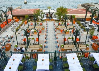 Oligark istanbul, 1 Haziran’da Gianluca Vacchi’nin muhteşem Dj performansı ile yeni sezona merhaba diyor