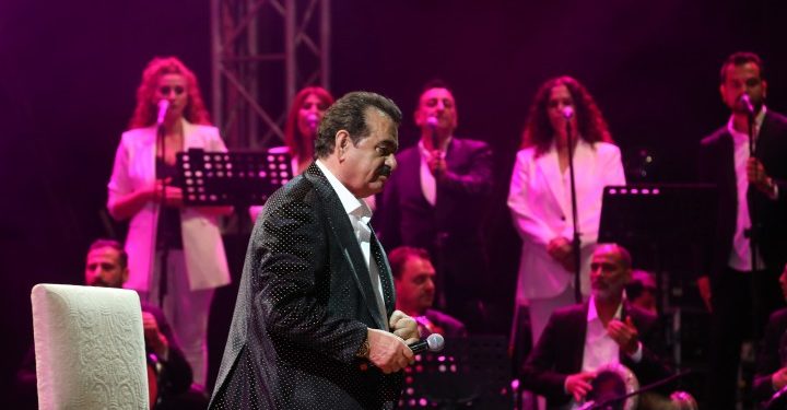 İbrahim Tatlıses sevgisi yağmur dinlemedi