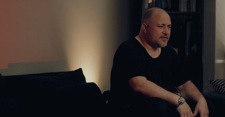 Ceyhun Damla’nın yeni teklisi ‘Yaralı’ kalplerde derin izler bırakacak