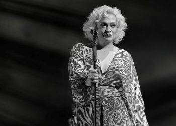 Türkiye’nin yıldızları ‘Üzüm Kızı’ sahnesinde sevenleriyle buluşacak