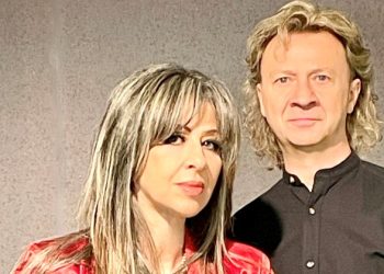 Daniela Simmons ve Emanuele Esposti’den etkileyici düet