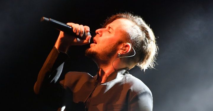 Emre Aydın ve Tuğkan, %100 Akustik konserleriyle KüçükÇiftlik Bahçe’de