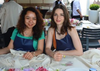 Tarihi ‘Hürrem Sultan Hamamı’ ve Özlem Süer hamam kültürü ile tasarımı buluşturdu