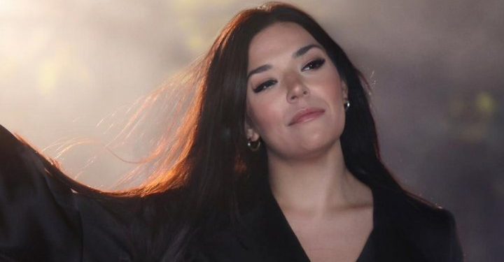 Tuğçe Kandemir’den hüzünlü bir şarkı: Sonbahar