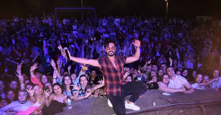 Yusuf Güney’in Yunanistan konserine yoğun ilgi