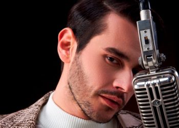 Hakan Aysev ve Cem Belevi ile Aias geceleri renklenecek