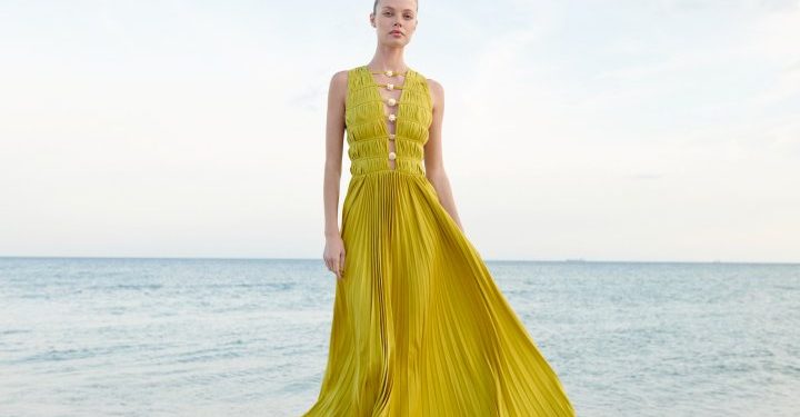 Gülnur Güneş, yeni koleksiyonunda günbatımı bir rüyanın peşinde