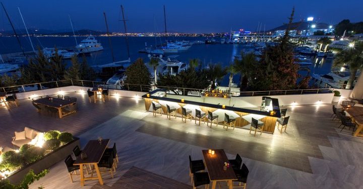 Altın Yunus, Çeşme Yaz Konserleri ile renkleniyor