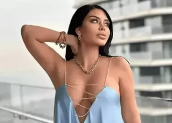 Ebru Polat’ın çıplak fotoğrafına gelen teklif dudak uçuklattı