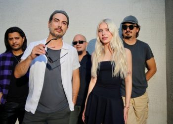 mor ve ötesi ve Aleyna Tilki Coke Studio için birlikte şarkı seslendirdi