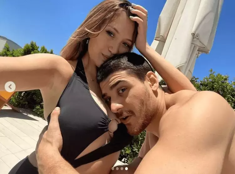 Sharqiy oilalarning yashirin kamera pornosi Taras Shevchenkoning yalangoch portretlari