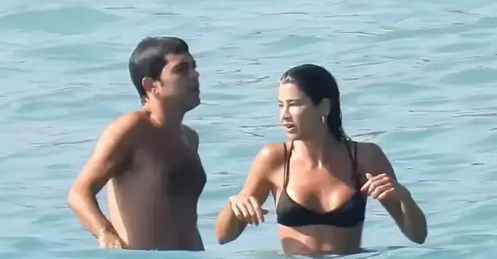 Berrak Tüzünataç’ın bitmeyen tatili!