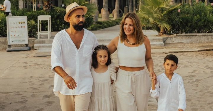 Zeynep Avcı ailesiyle enerji topluyor