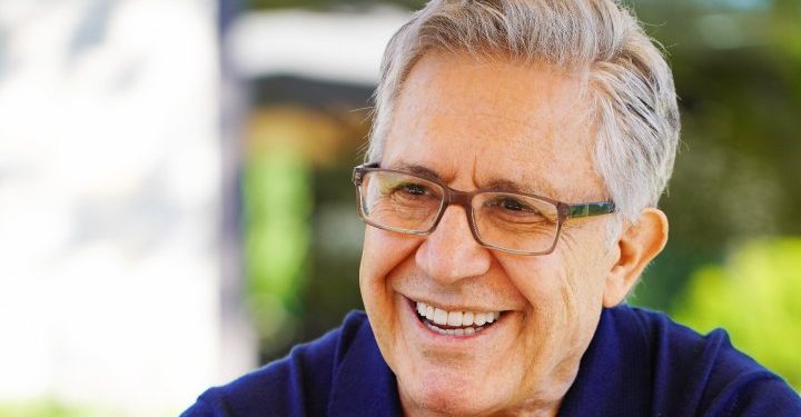 Zülfü Livaneli’den İstanbul’un sanat ve edebiyat yüzlerine saygı duruşu