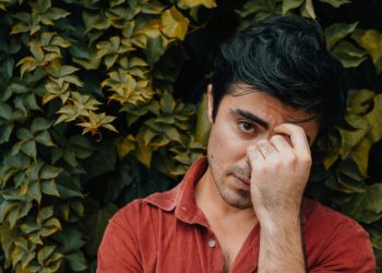 Halit Can Ünal, ilk single’ı ‘Uzay Boşluğu’ ile karşımızda