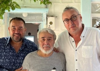 ‘Bir İhtimal Daha Var’ oyuncuları sete çıktı