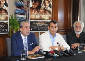 İlhan Doğan filmde kendisini canlandıran Erkan Petekkaya ile bir araya geldi