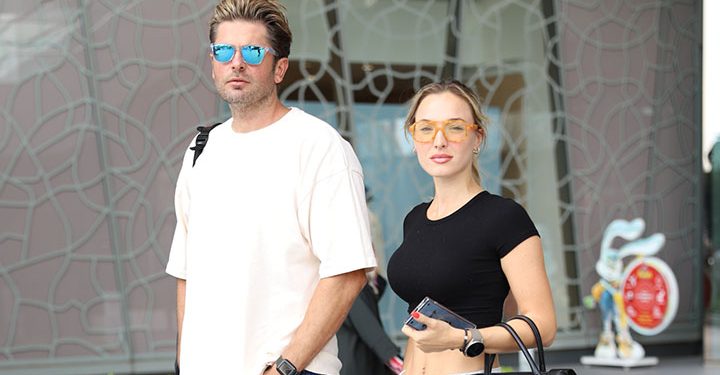 Mert Öcal sevgilisi Sude Burcu ile evlilik alışverişinde