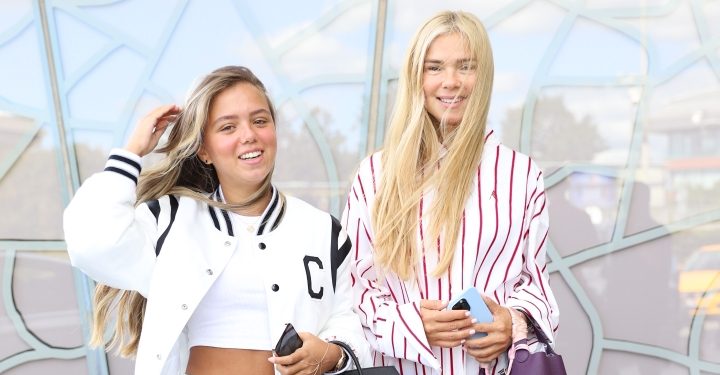 Emel Ayaydın kızı Yağmur ile sabah alışverişinde