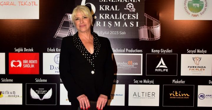 Garal Tekstil Y.K. Üyesi Menekşe Kankavi : Atatürk kırmızı çizgimdir