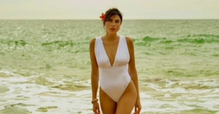 Duygu Çakmak, Tayland’ın ünlü adası Puket’te modellik yaptı