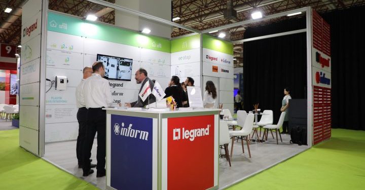 Legrand Türkiye grubu elektrikli şarj istasyonlarını görücüye çıkardı