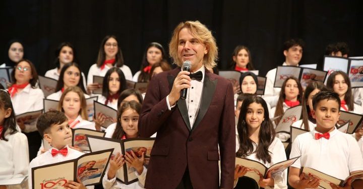 Soner Arıca’dan 10 Kasım’a özel klip