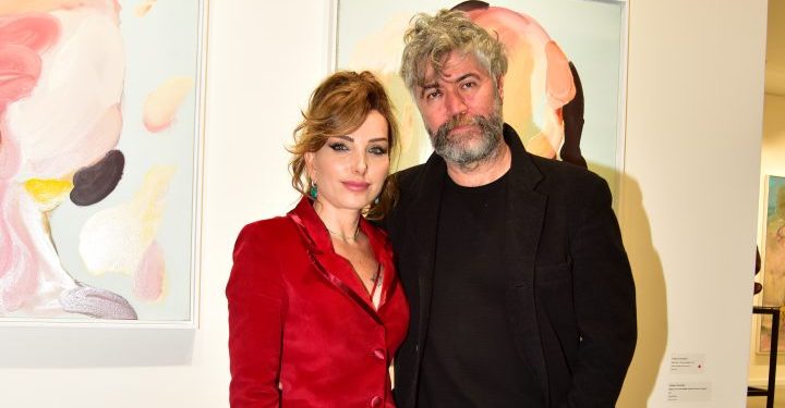 Erdoğan Zümrütoğlu’nun ‘Herkes ve Hiç Kimse’ sergisi DG Art Gallery’de