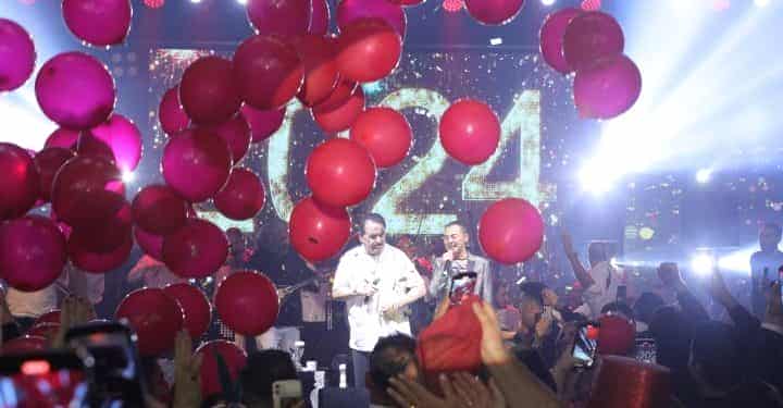 İbrahim Tatlıses ve Serdar Ortaç’tan Kıbrıs çıkarması