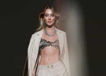 Kayran Kayan’dan sevenlerine çok özel bir ‘Hediye’