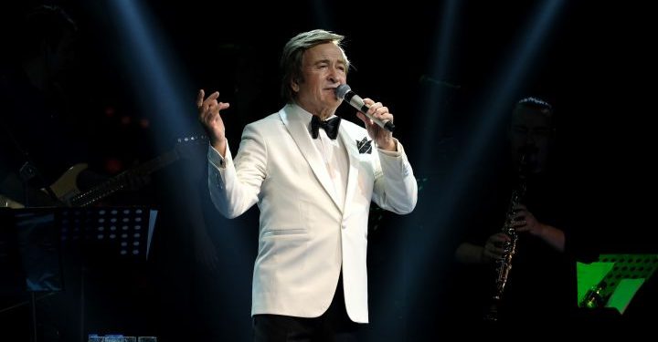 Erol Evgin’den aşk şarkıları