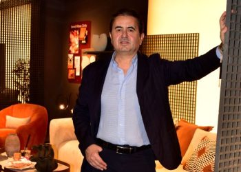 Doğanlar Holding Mobilya Grubu Yönetim Kurulu Başkanı İsmail Doğan, Quality Business kapağımıza konuk oldu