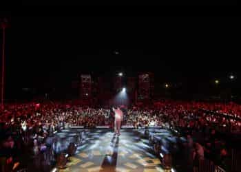 Murat Boz’un Adana konserine 300 bin kişi katıldı