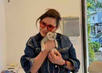 Deniz Seki, 1.5 aylık kedi sahiplendi